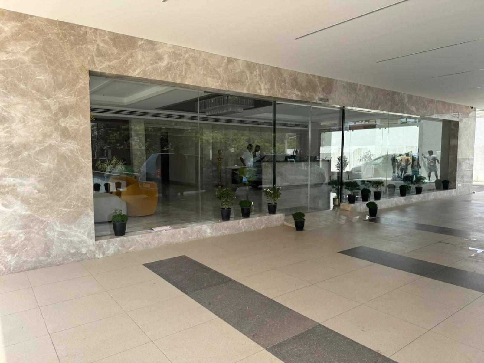 Royal Embassy Hotel Erode Bagian luar foto
