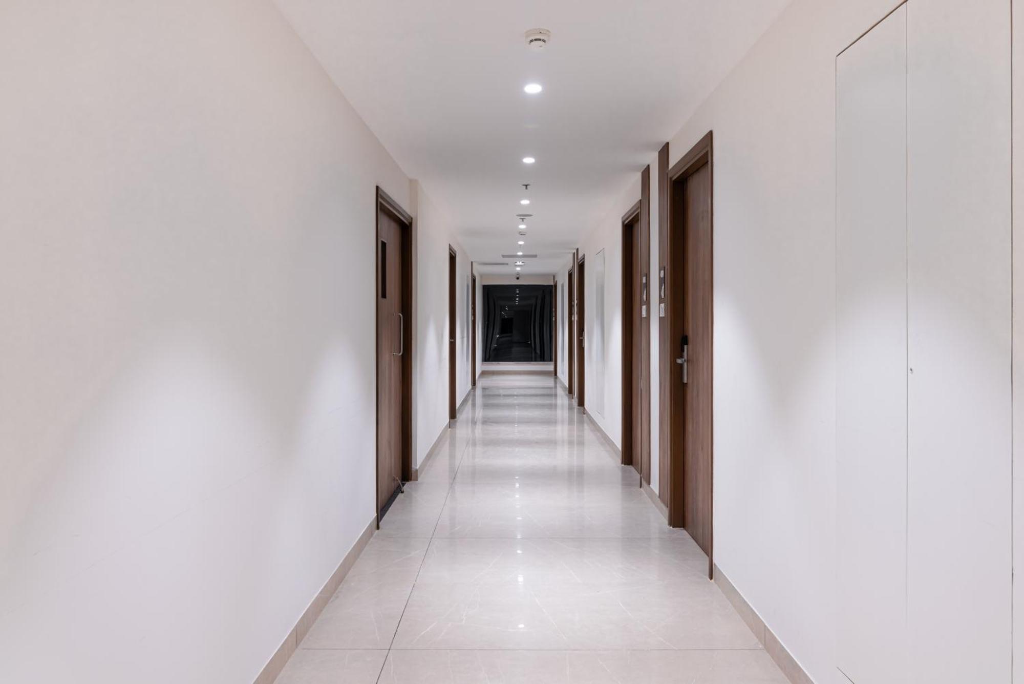 Royal Embassy Hotel Erode Bagian luar foto