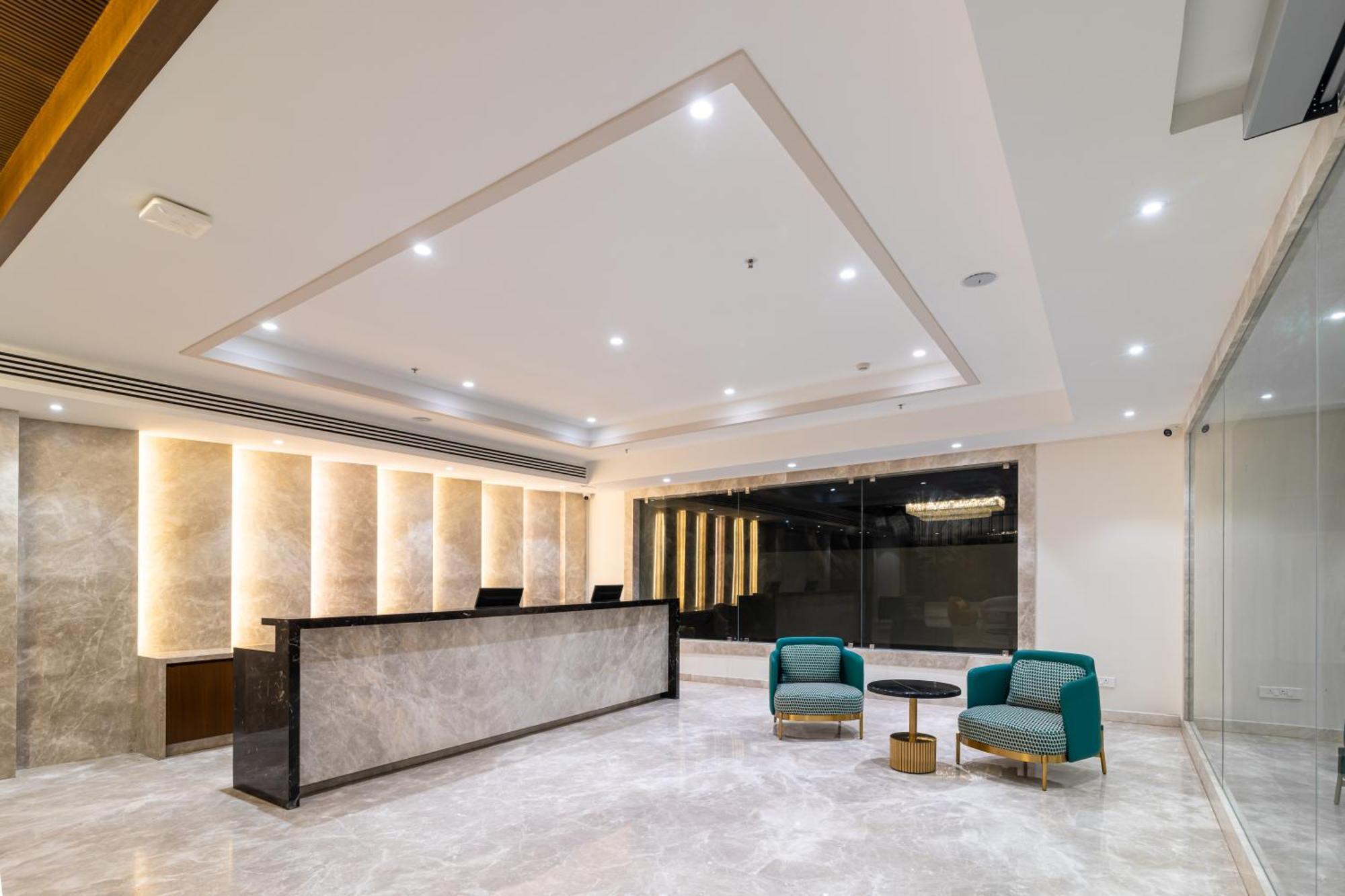 Royal Embassy Hotel Erode Bagian luar foto